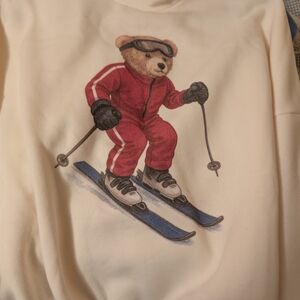 Cream Sweatshirt with Skiing Bear Graphic